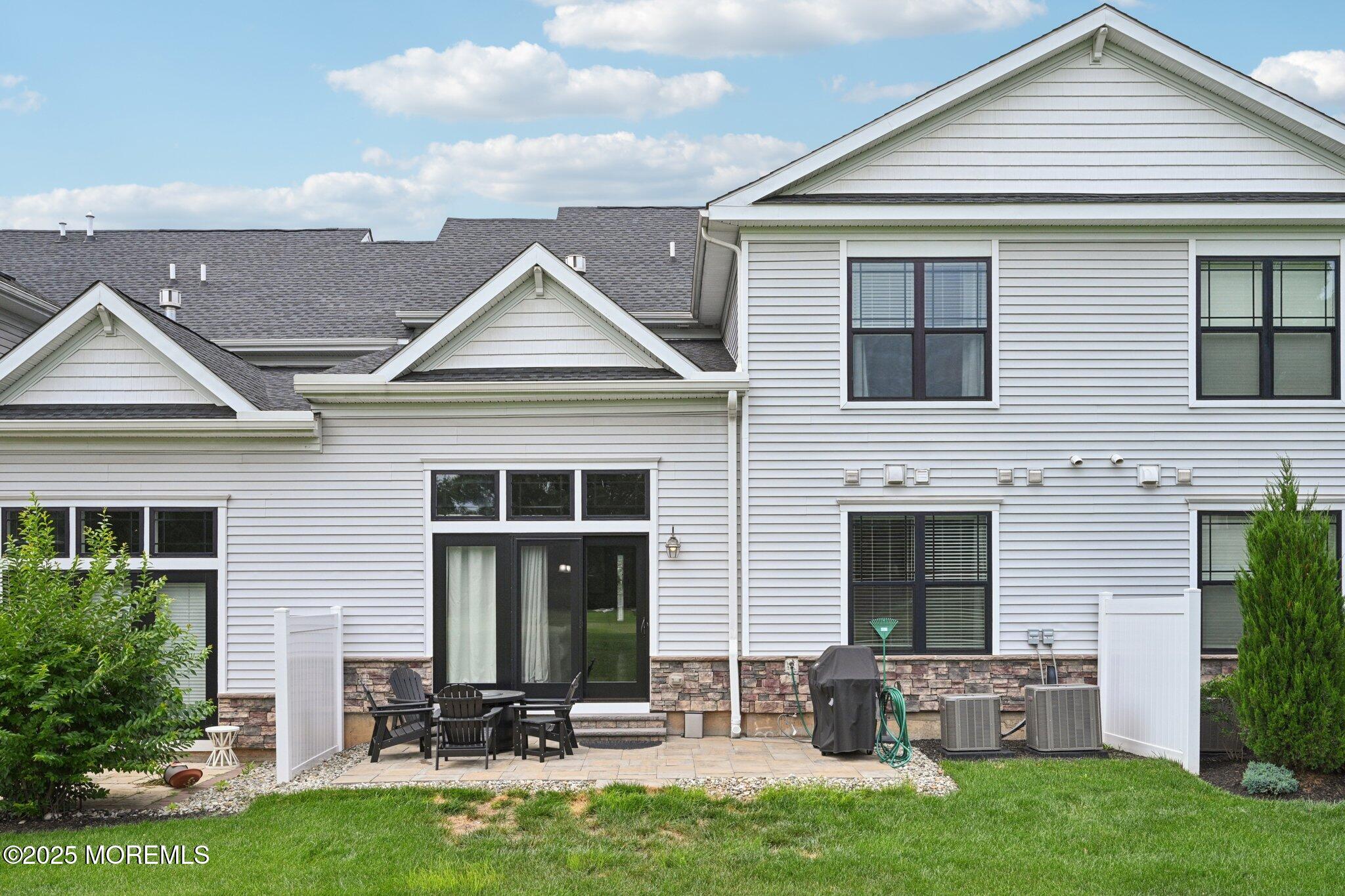 42 Dogleg Lane