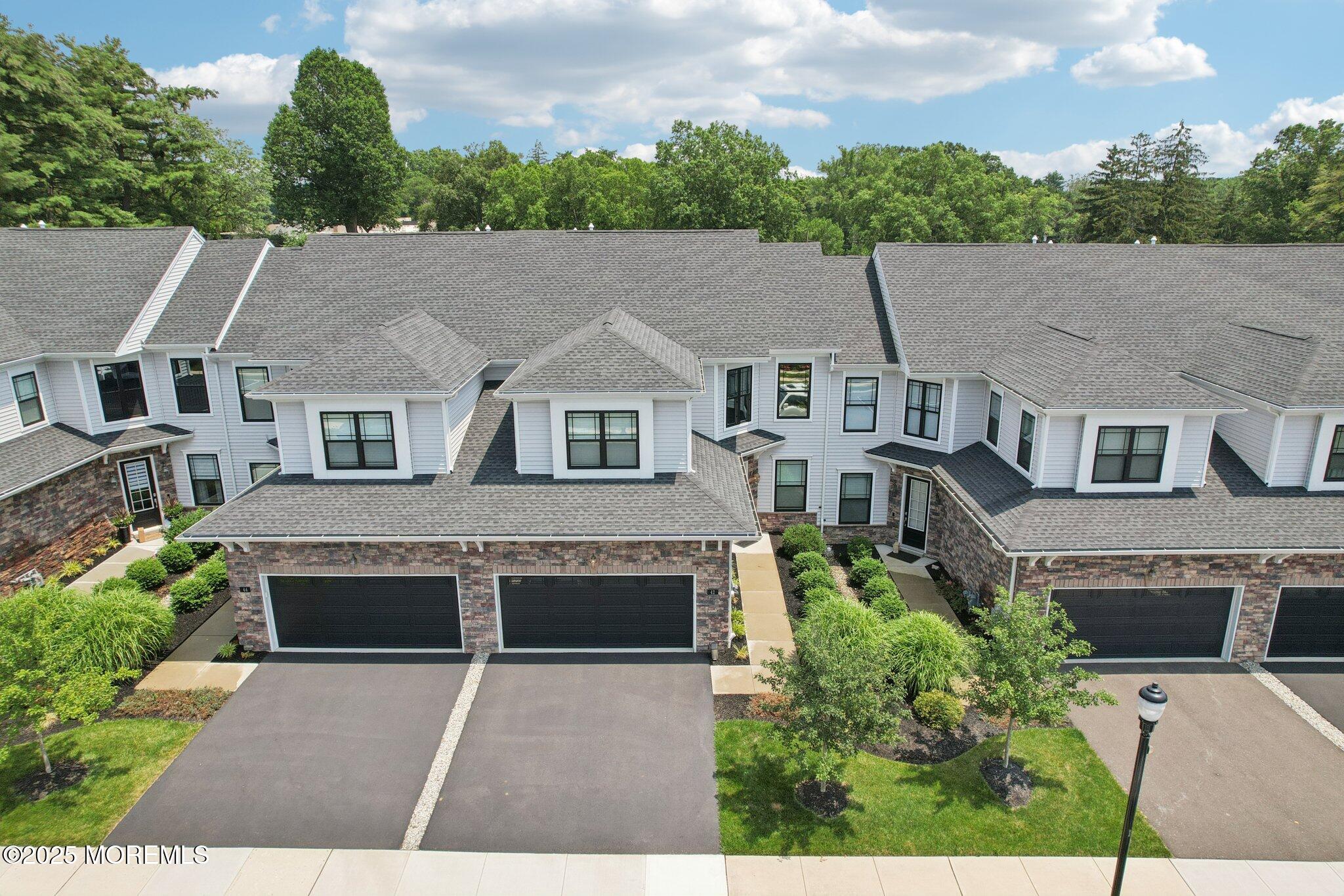 42 Dogleg Lane