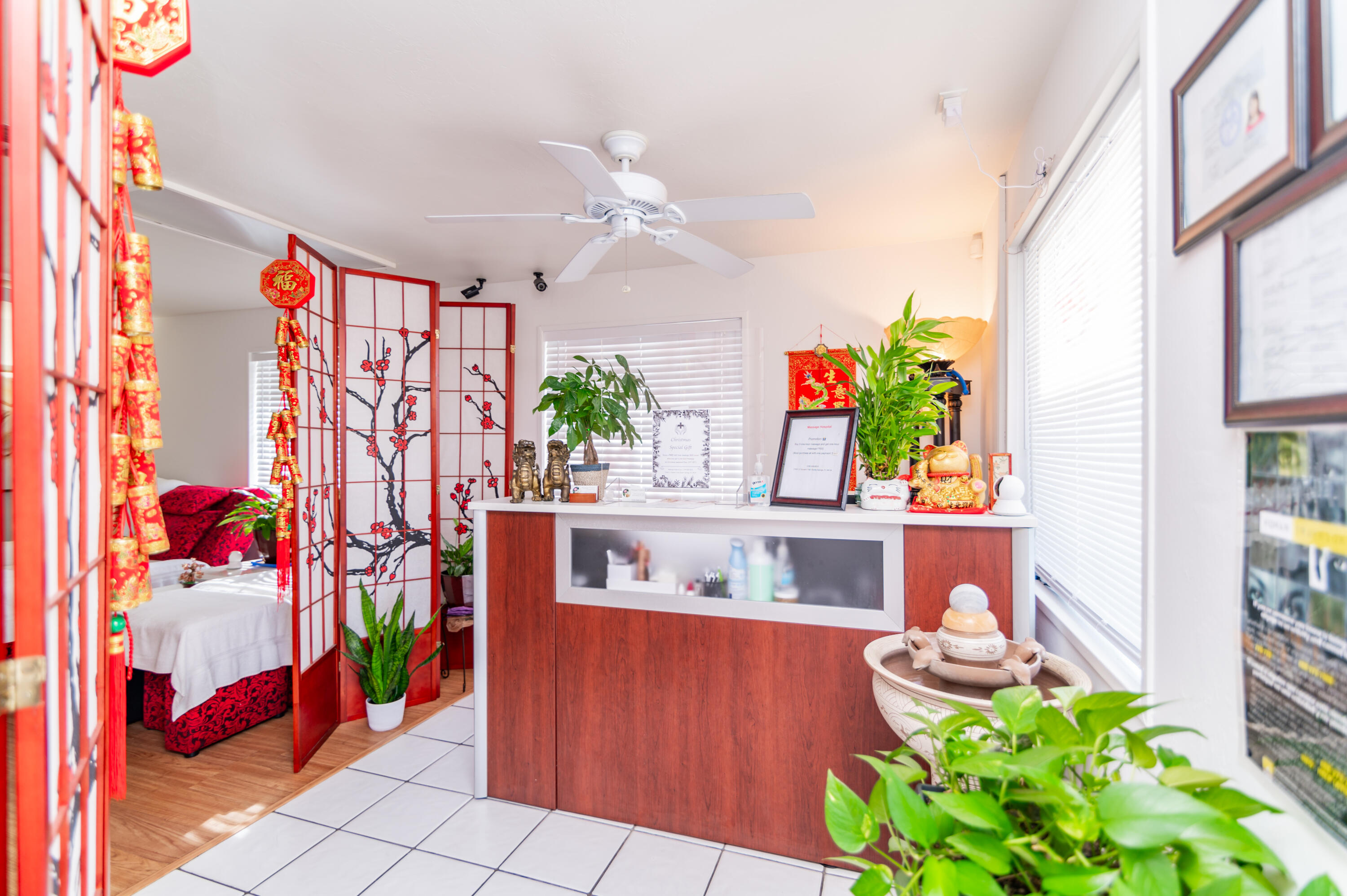 27831 S TAMIAMI TRAIL