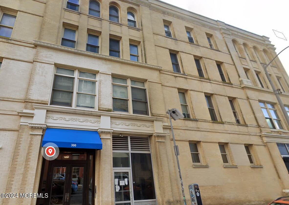 300 Emory Street 412