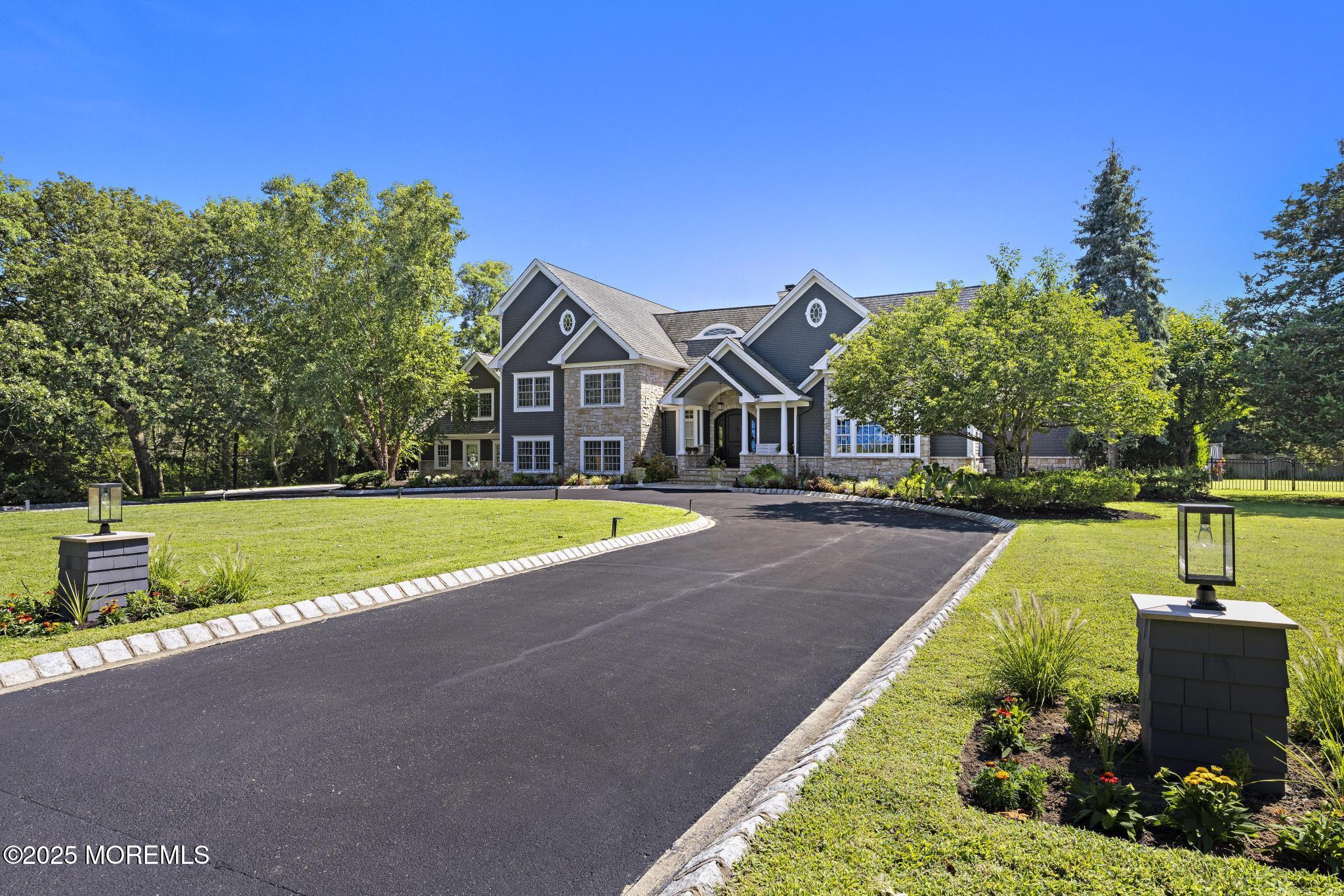 8 Black Point Horseshoe Street