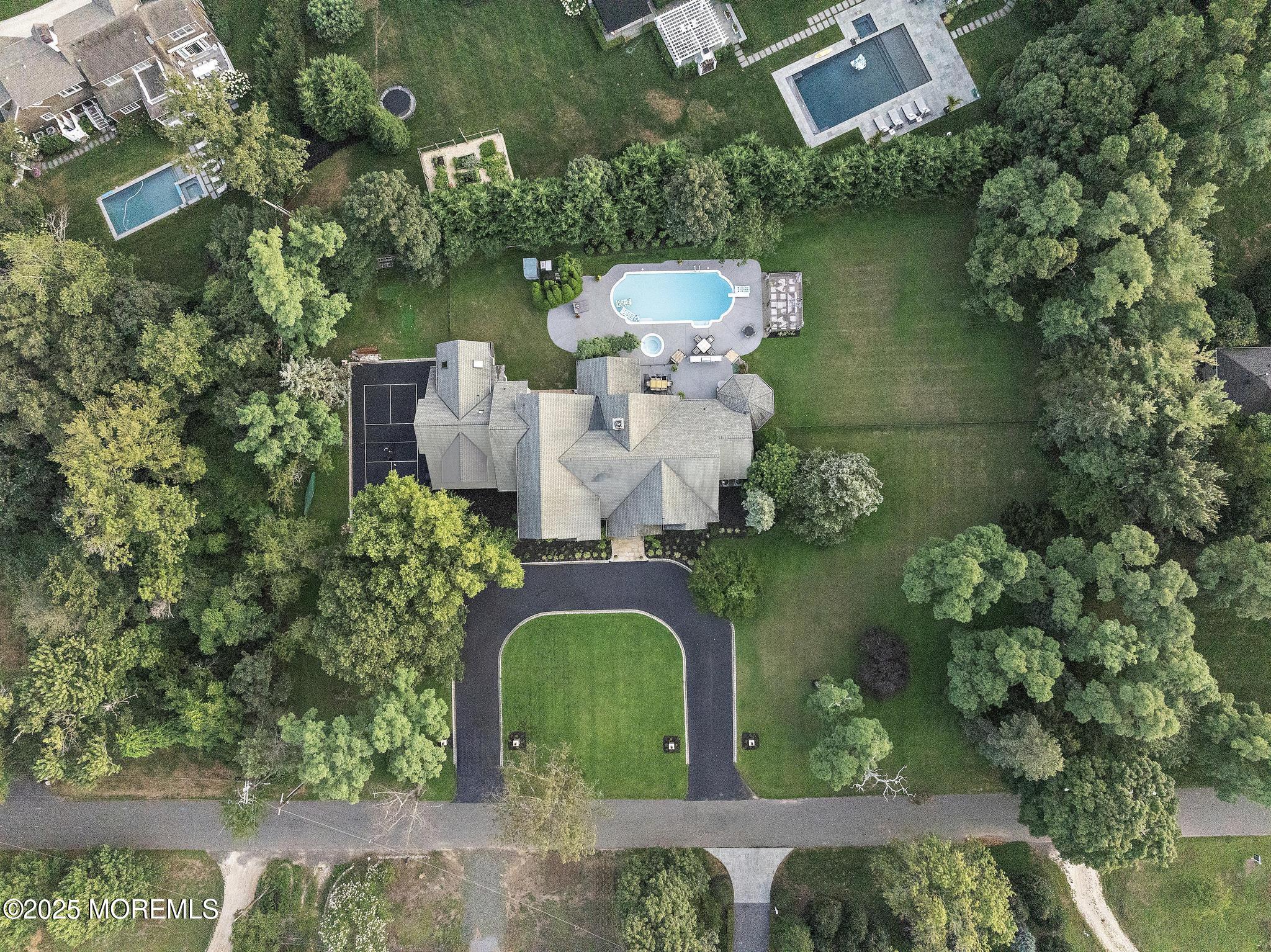 8 Black Point Horseshoe Street