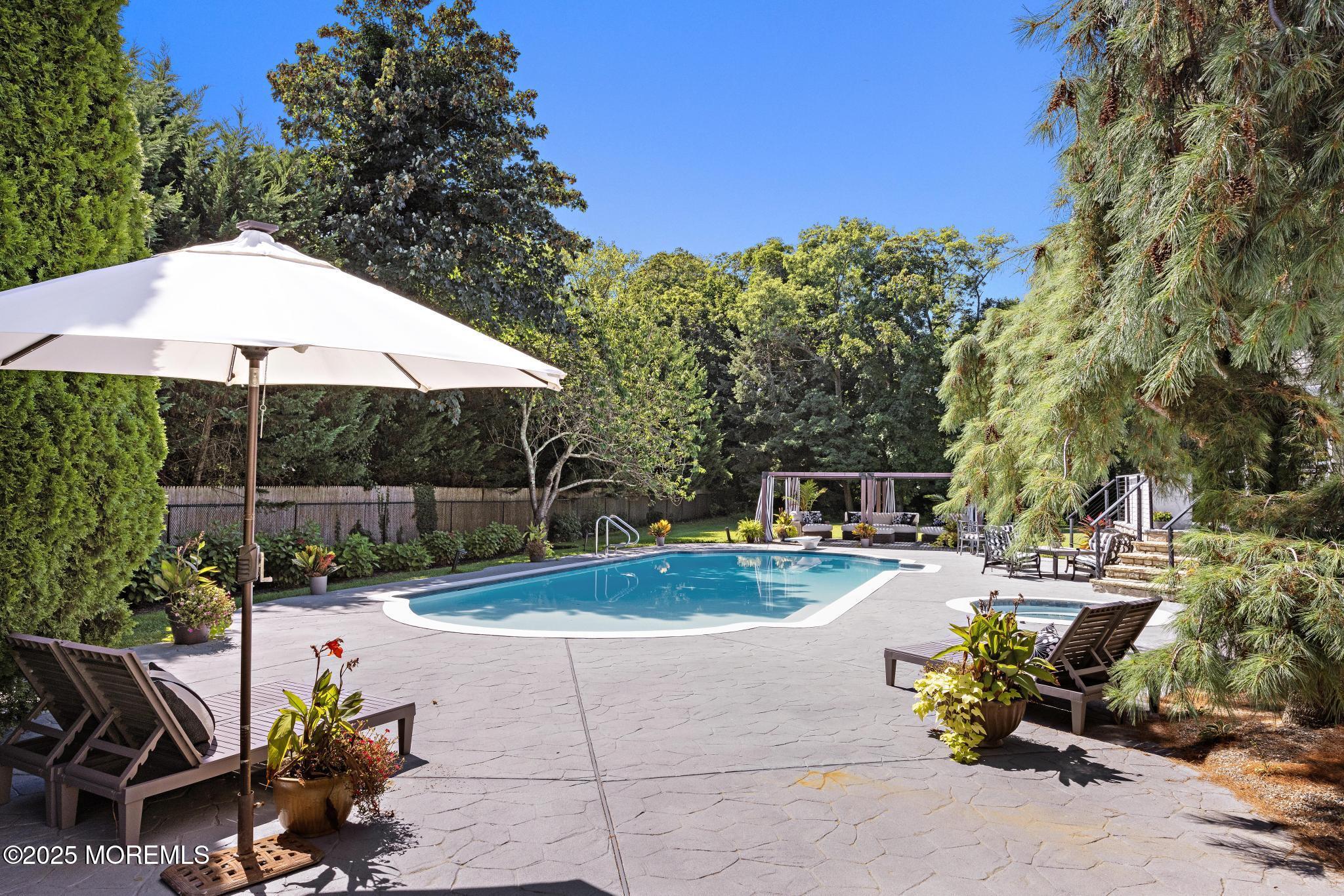 8 Black Point Horseshoe Street