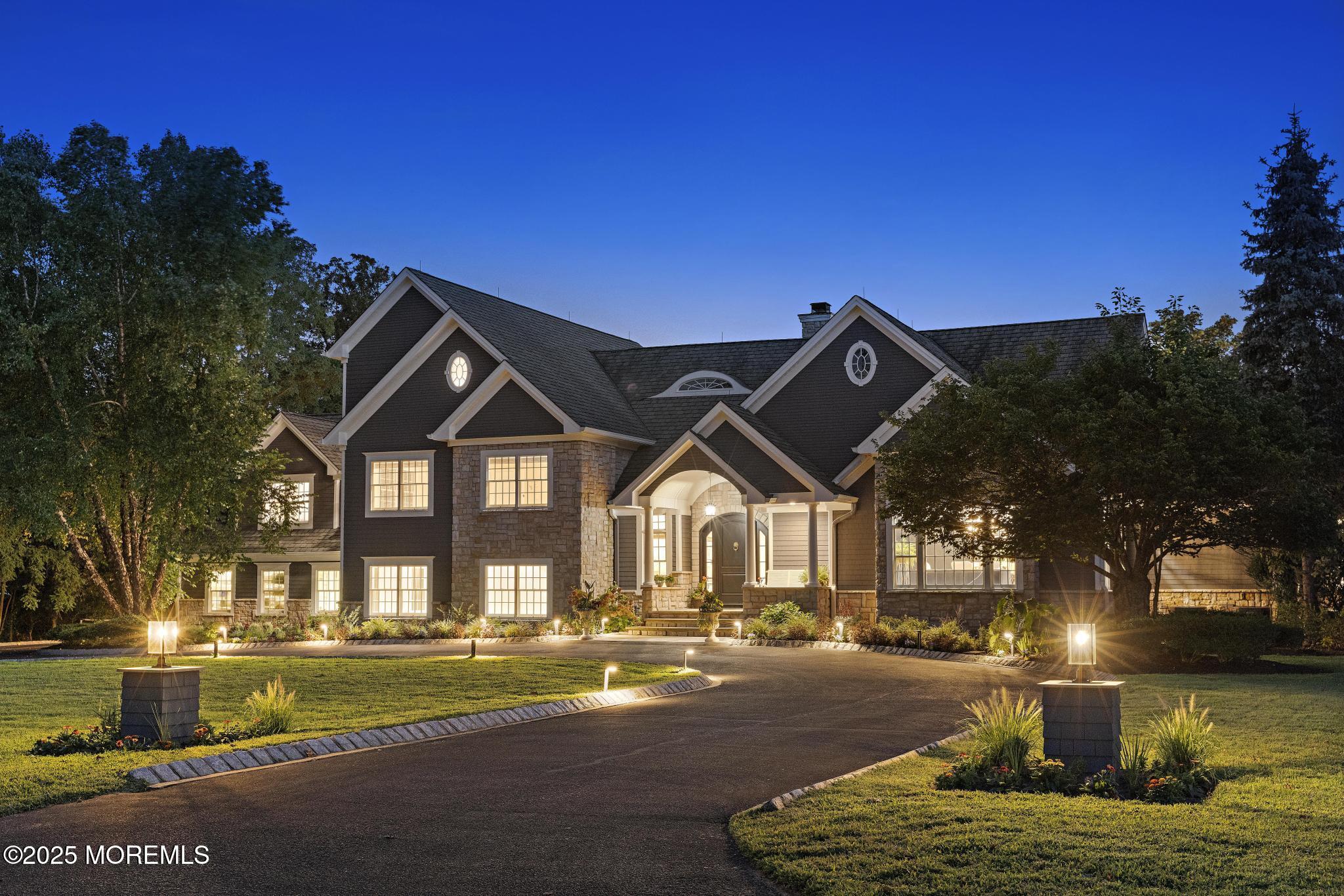 8 Black Point Horseshoe Street