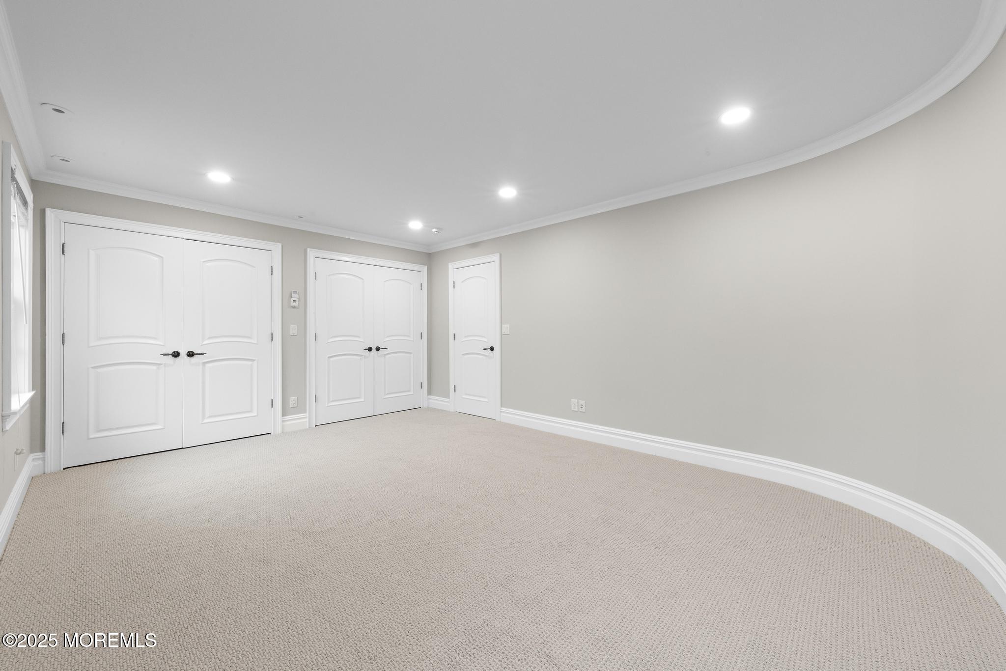 8 Black Point Horseshoe Street