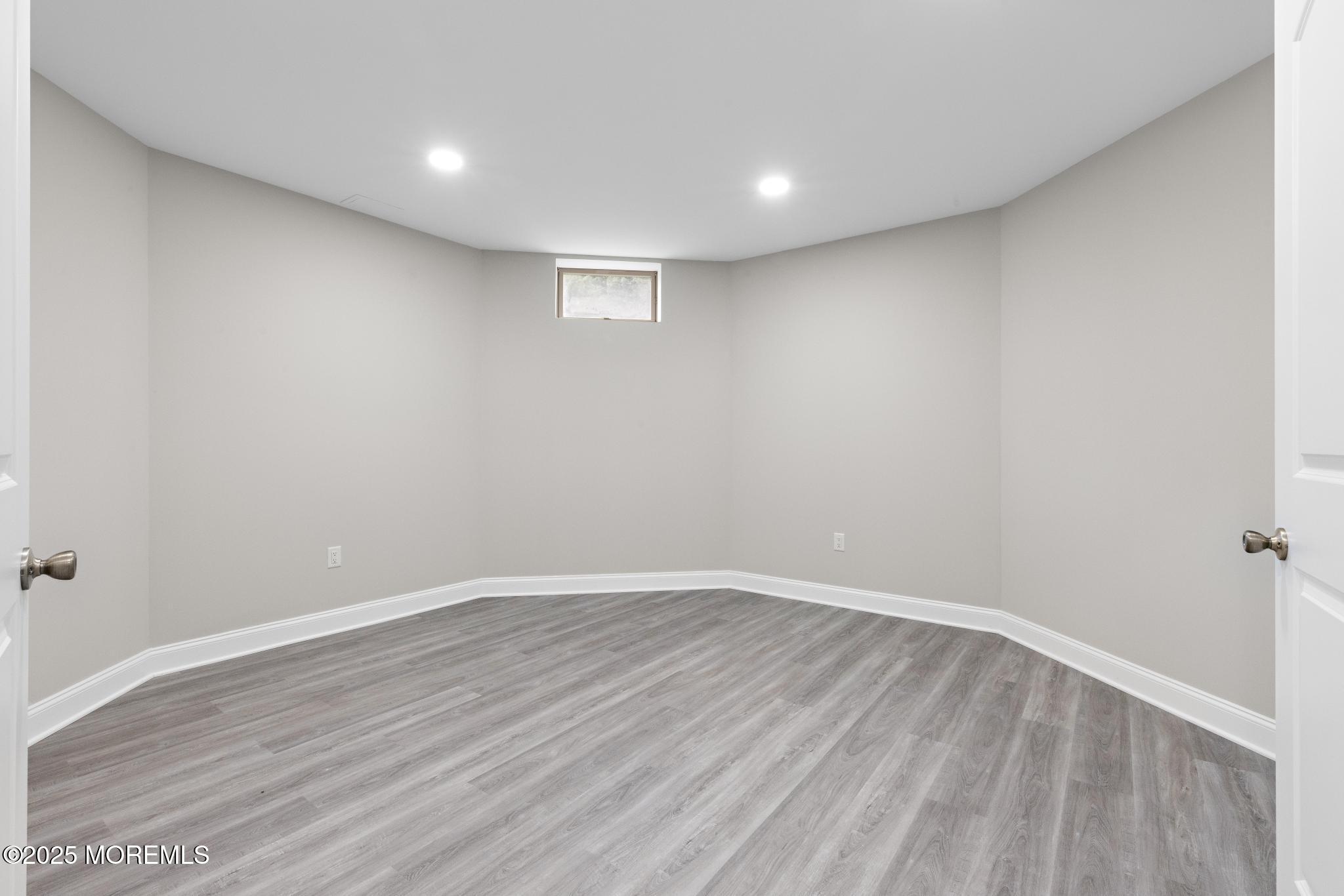 8 Black Point Horseshoe Street