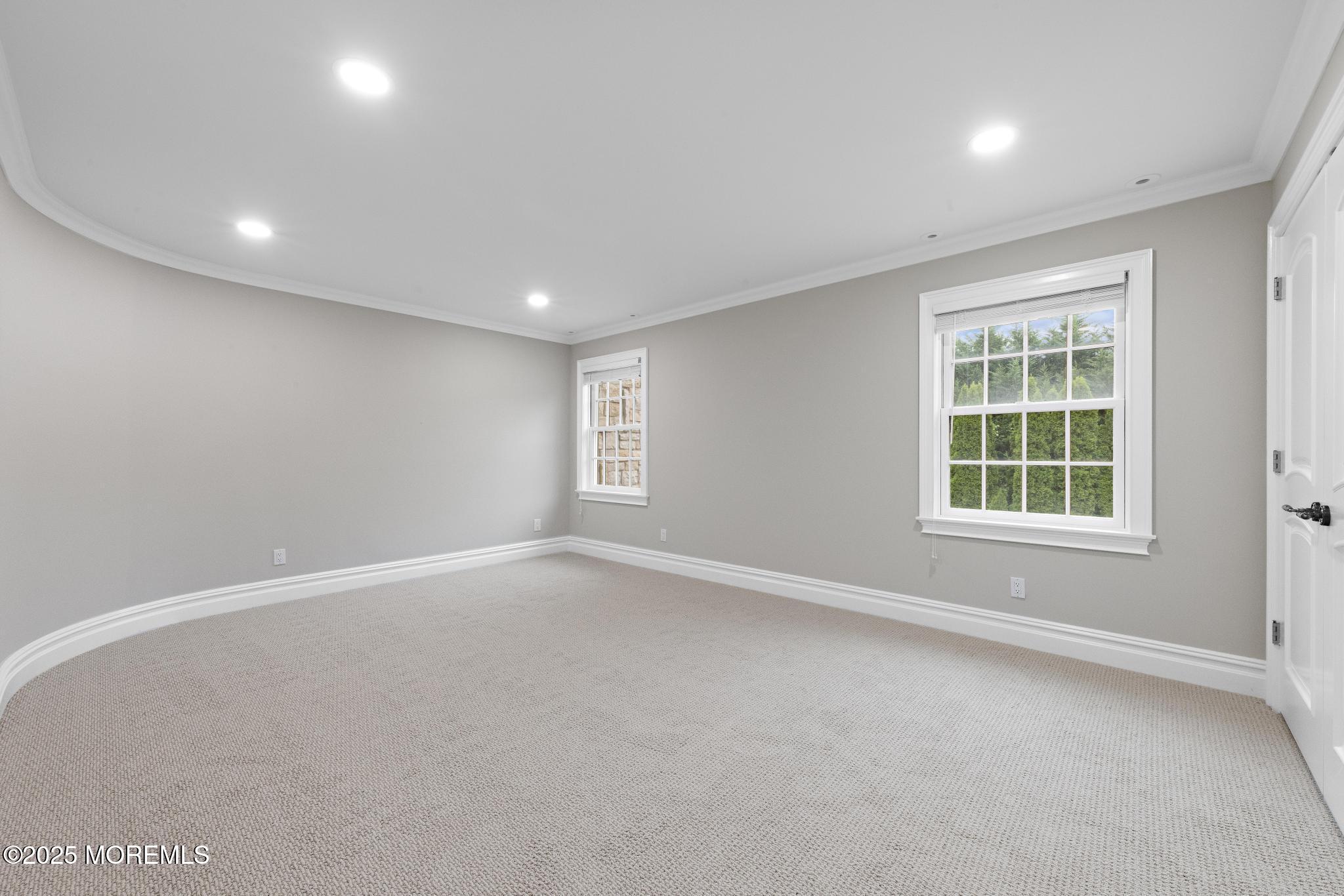 8 Black Point Horseshoe Street