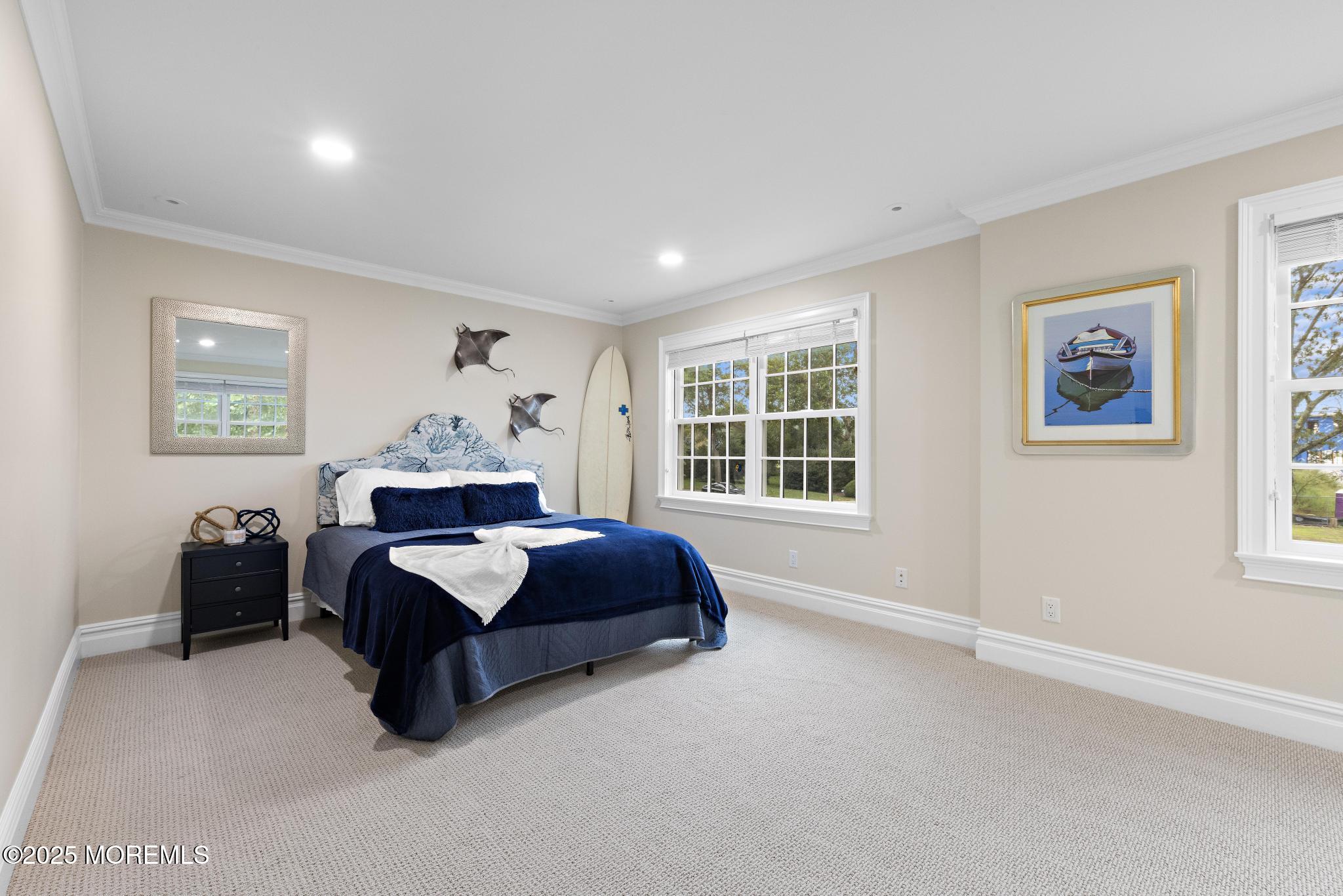 8 Black Point Horseshoe Street