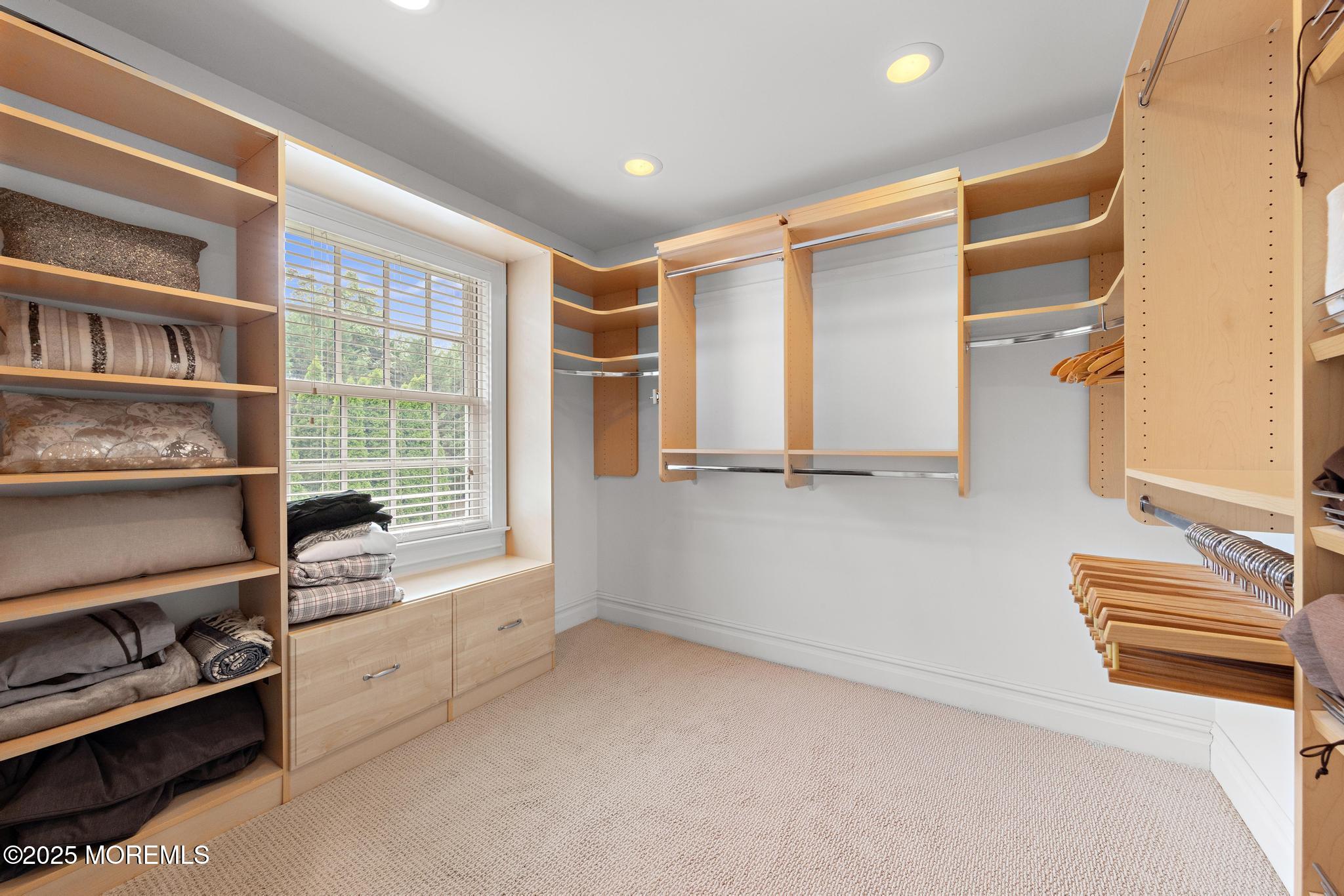 8 Black Point Horseshoe Street