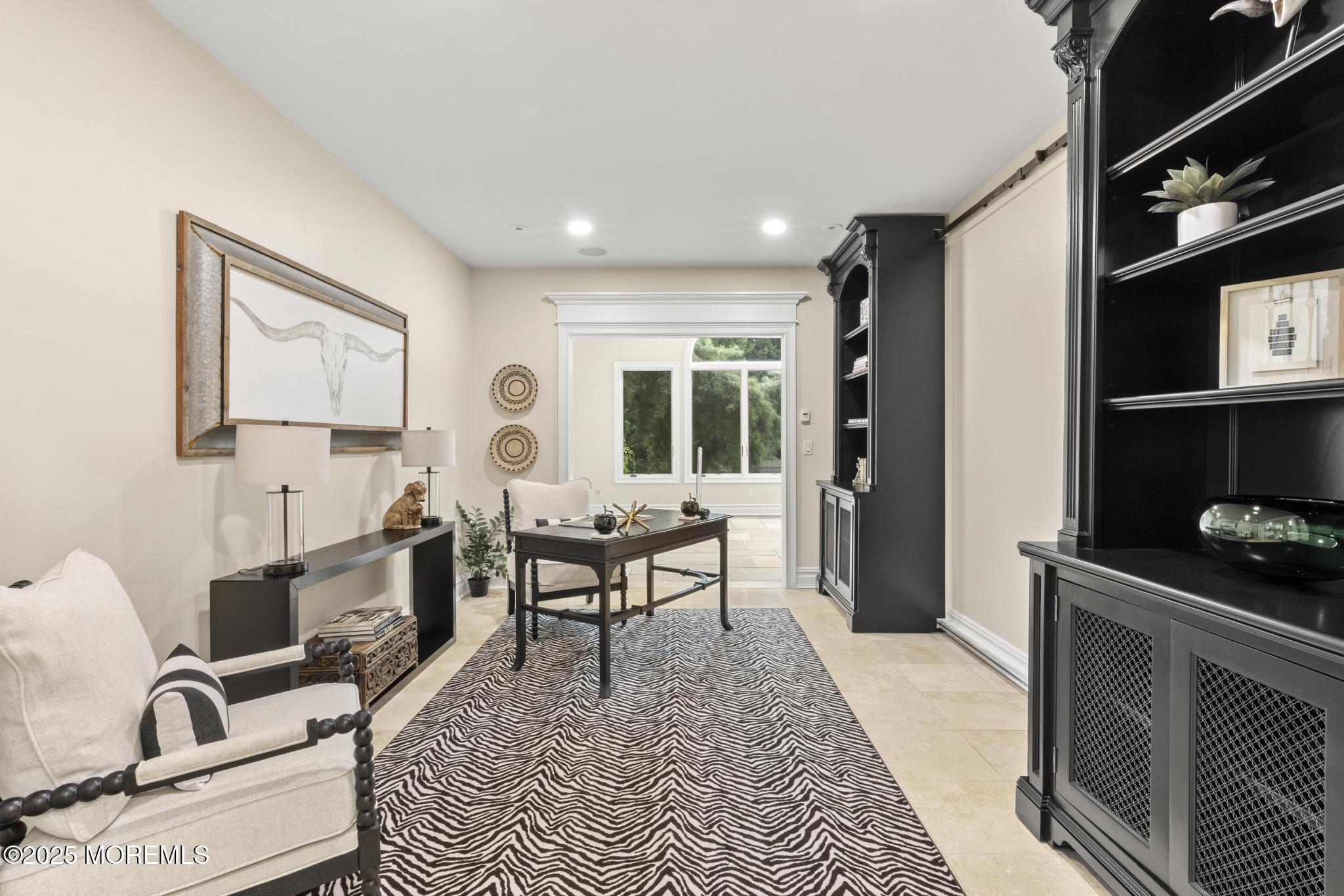 8 Black Point Horseshoe Street