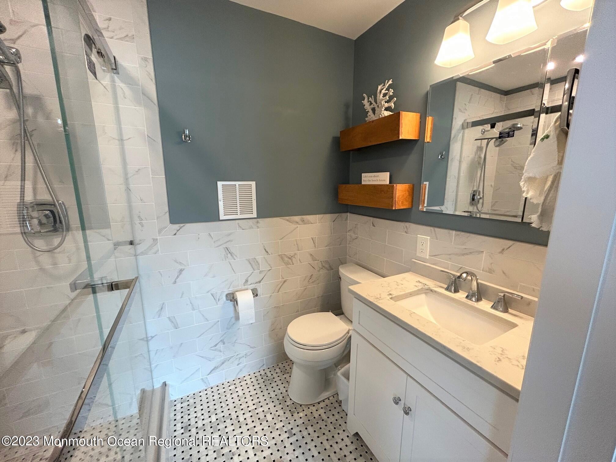 109 Cliff Avenue #4D
