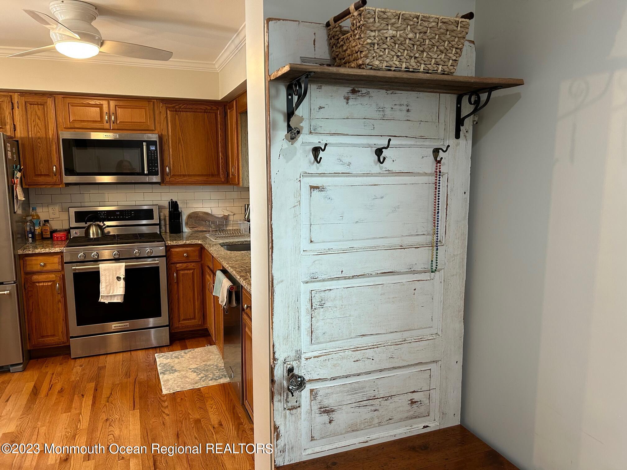 109 Cliff Avenue #4D