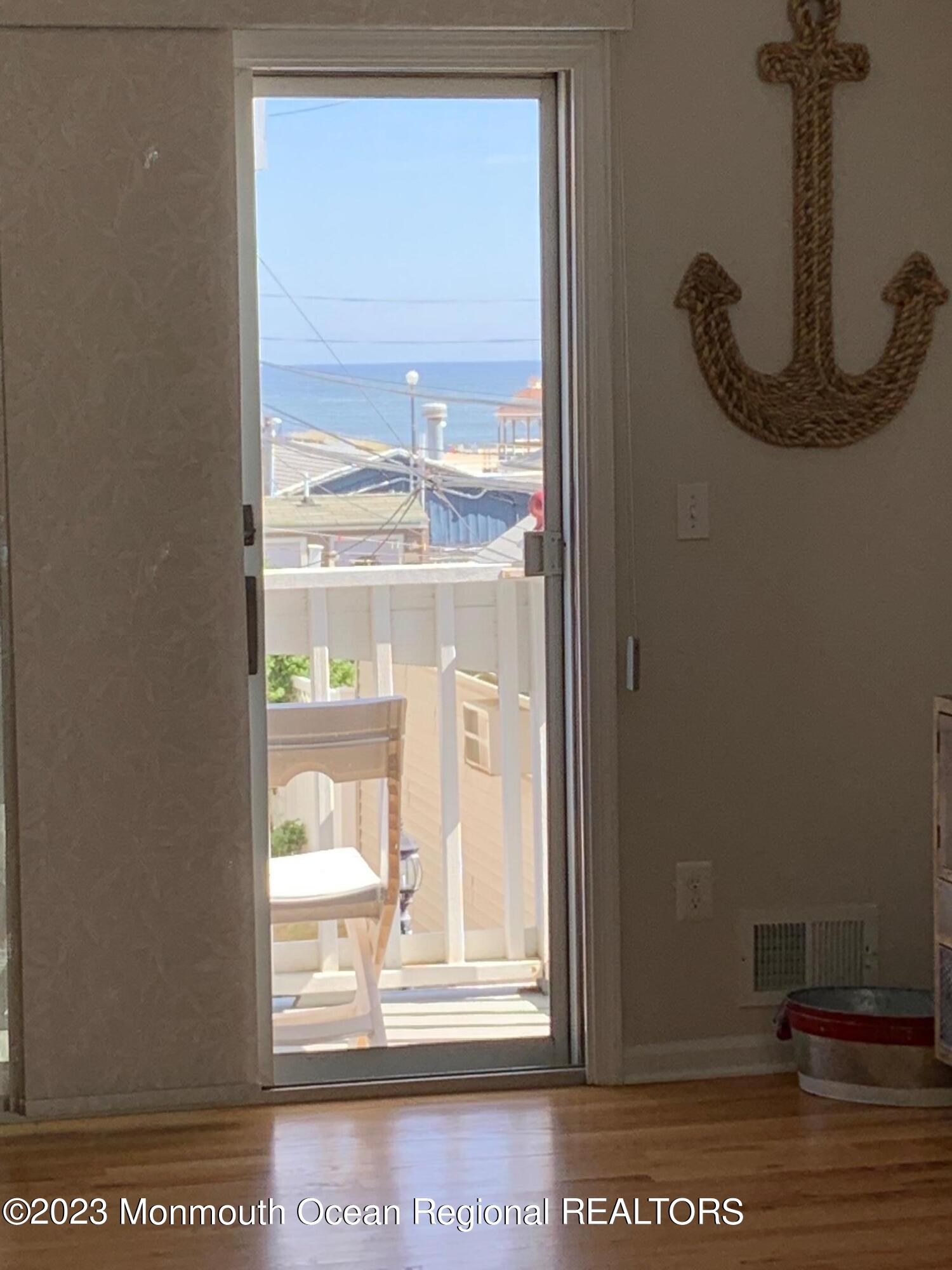109 Cliff Avenue #4D