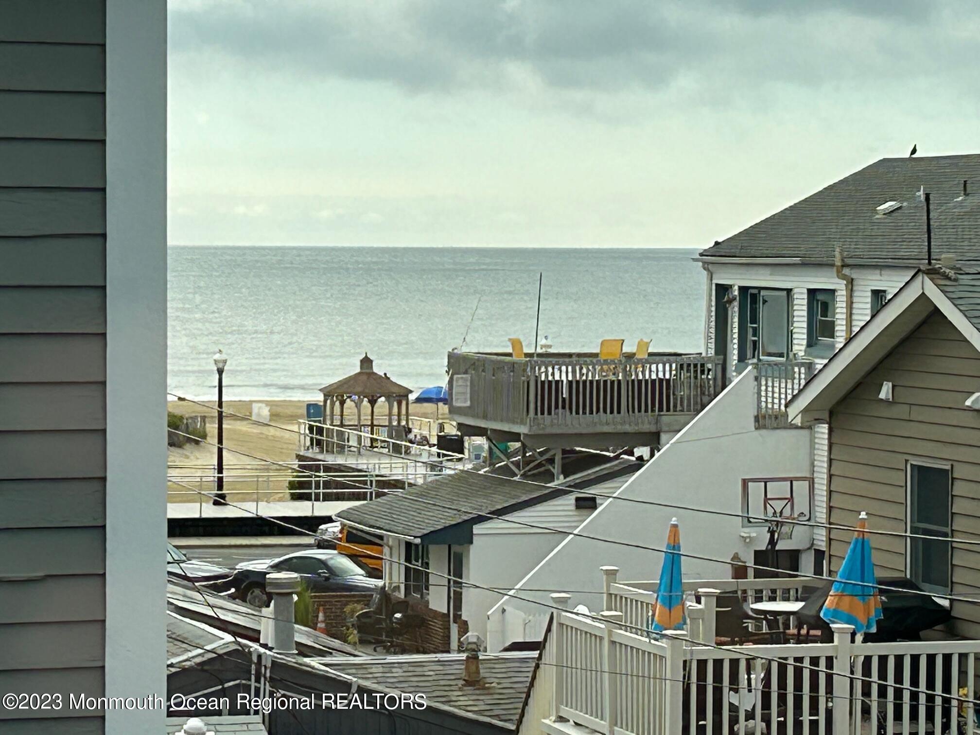 109 Cliff Avenue #4D