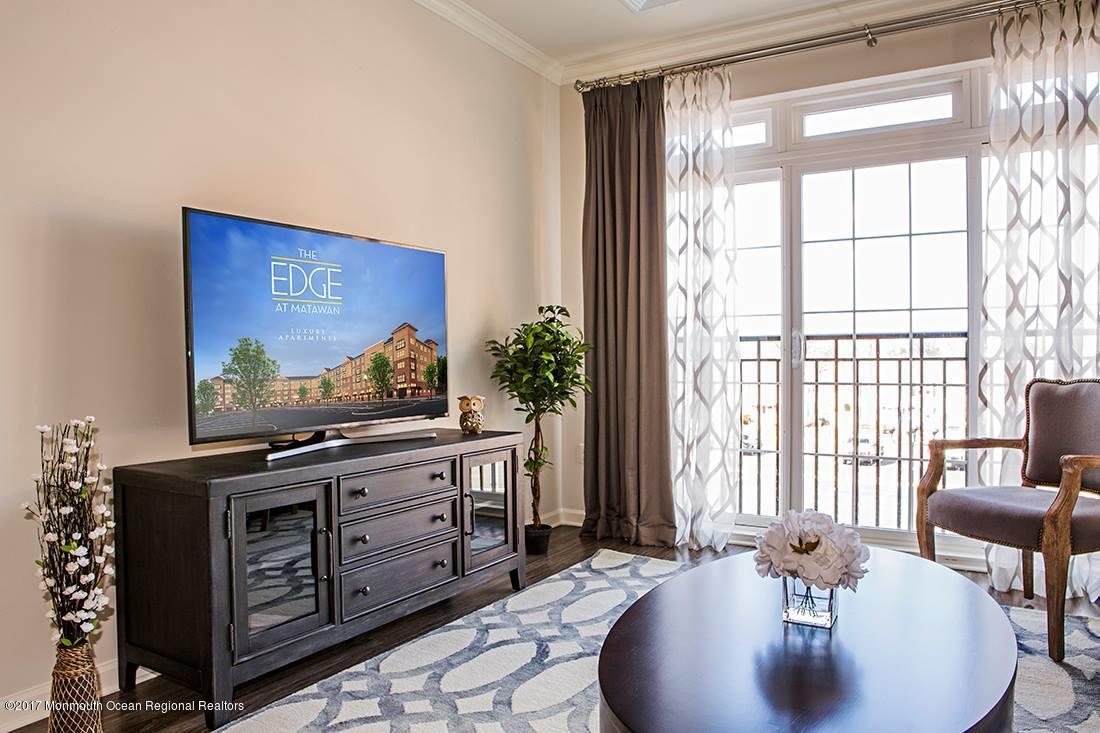 249 Broad Street 320