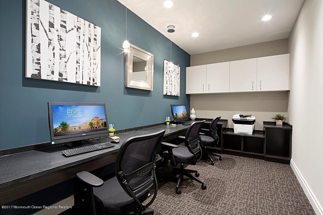 249 Broad Street 320