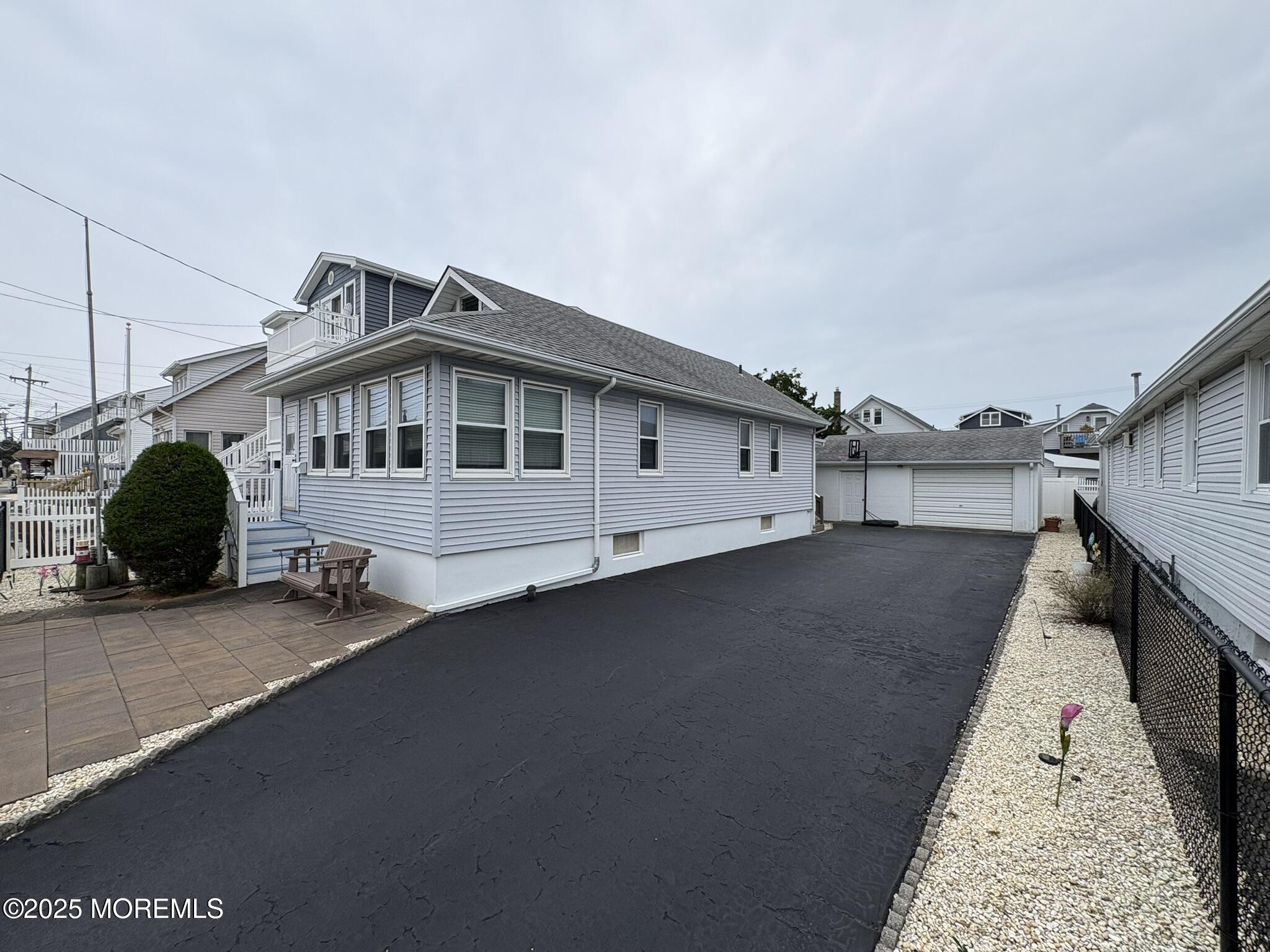 67 Farragut Avenue