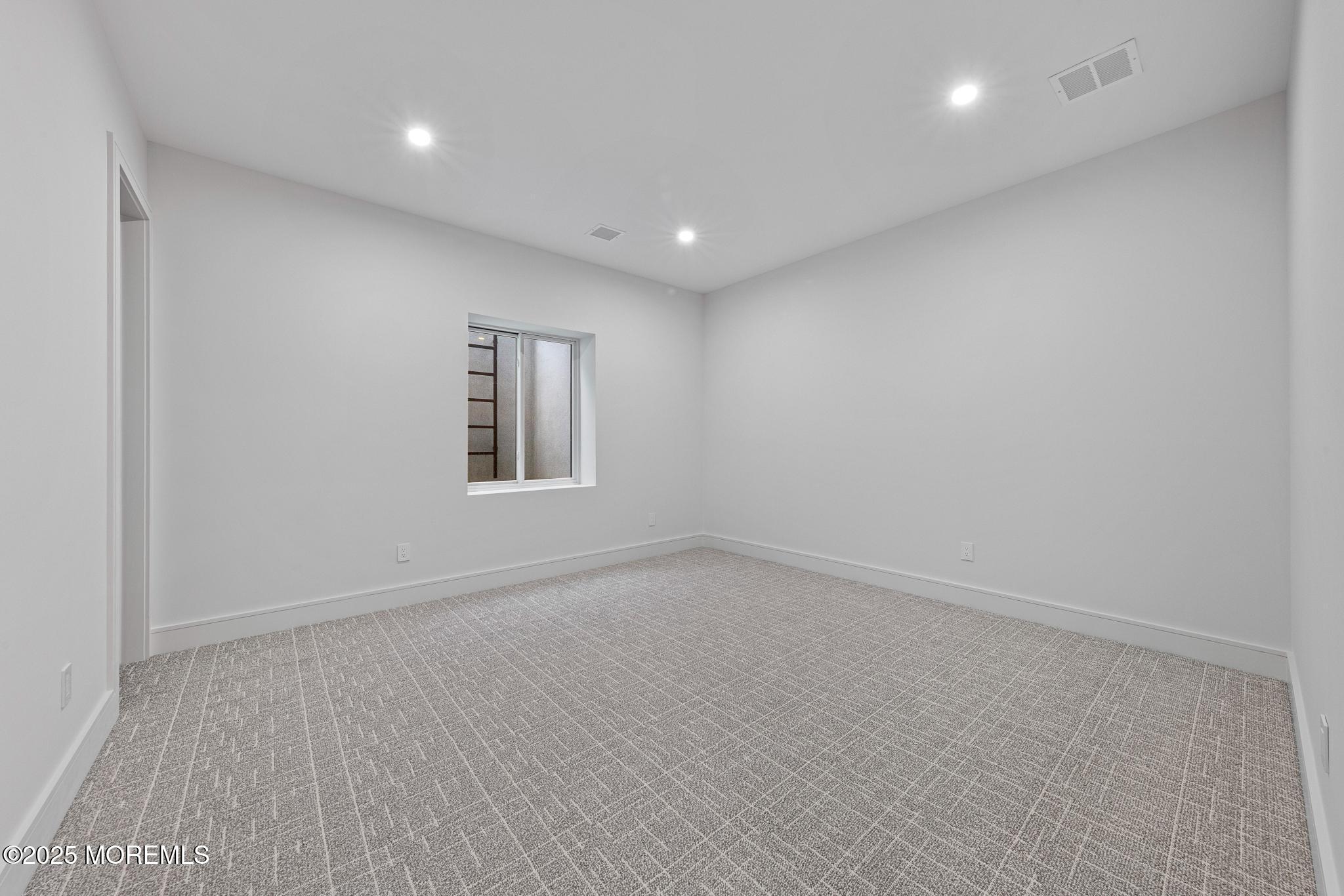 143 Bingham Avenue