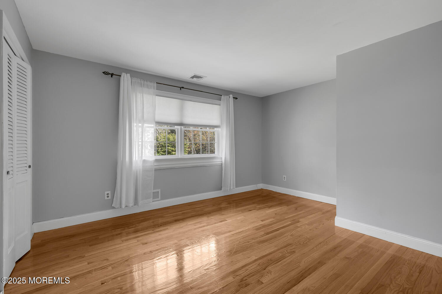 6 Willow Road