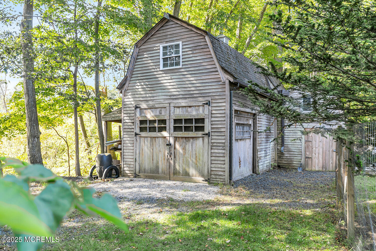 6 Willow Road