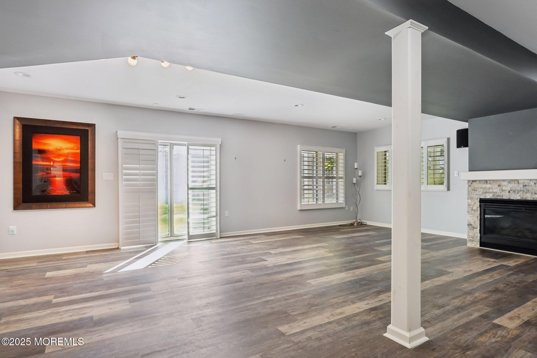 211 Pipers Landing Court