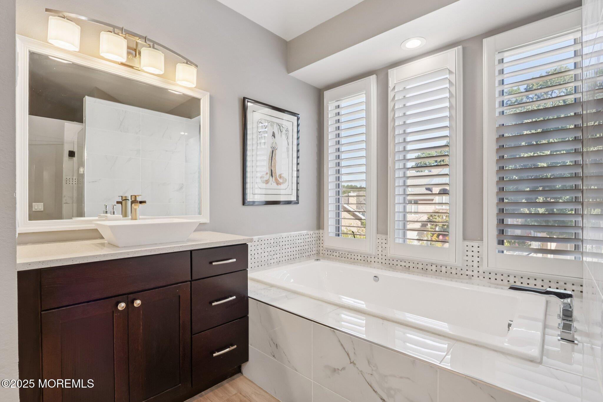 211 Pipers Landing Court