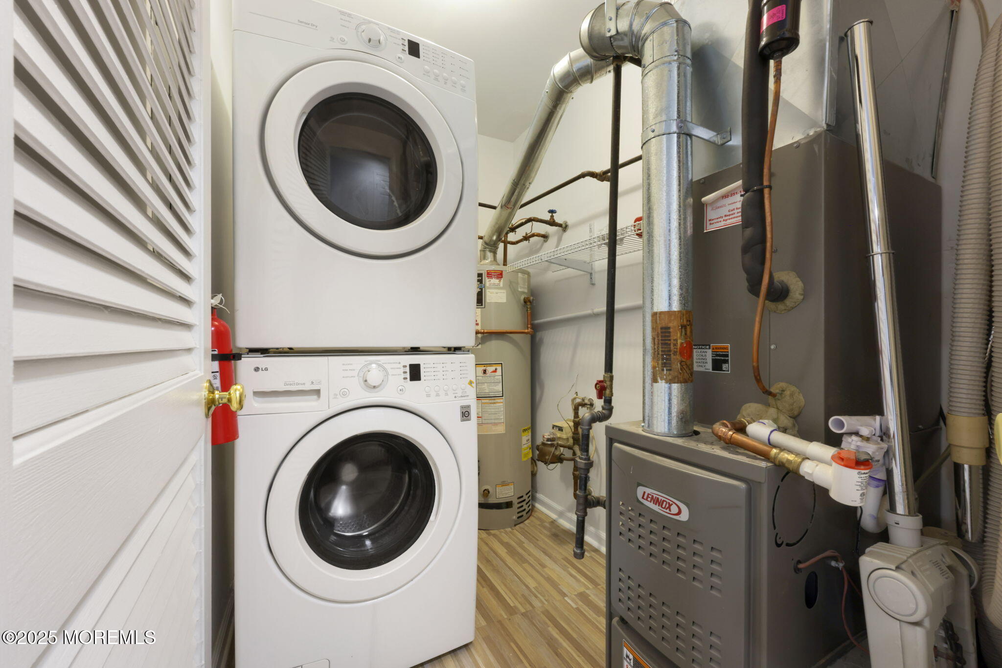 102 Raintree Court, Helmetta