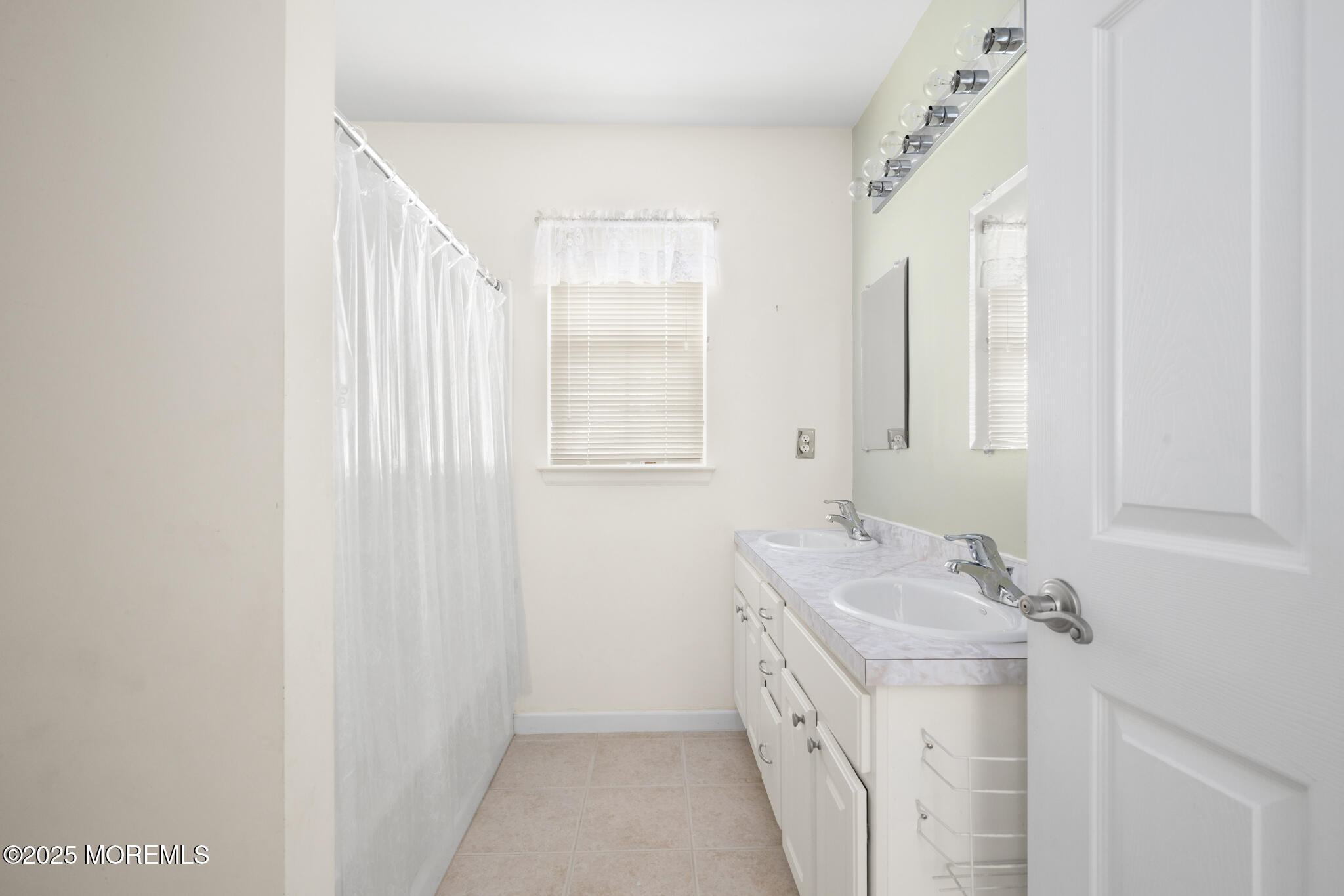 296 Neptune Drive, Manahawkin