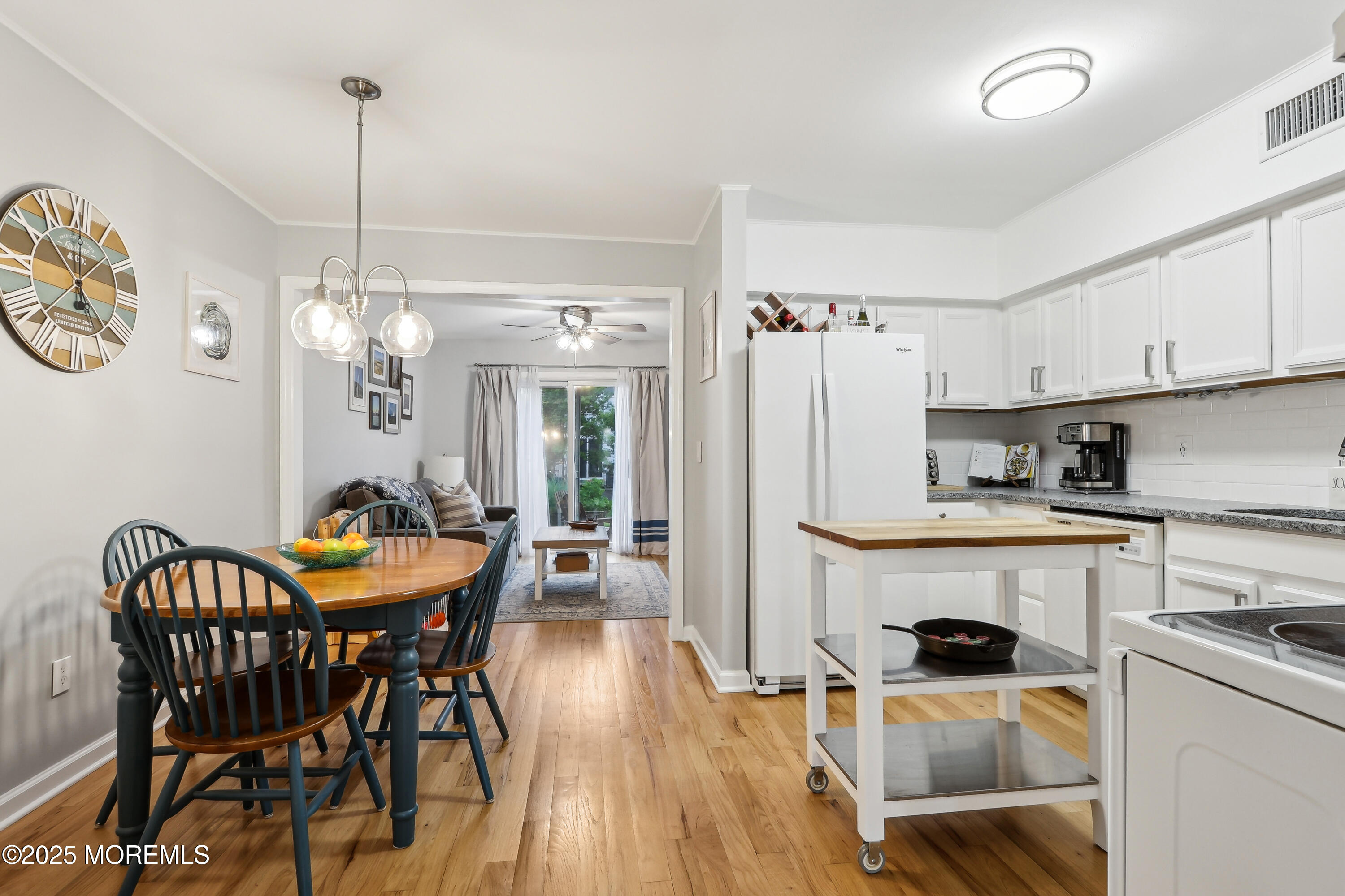 25 Meadow Avenue 30