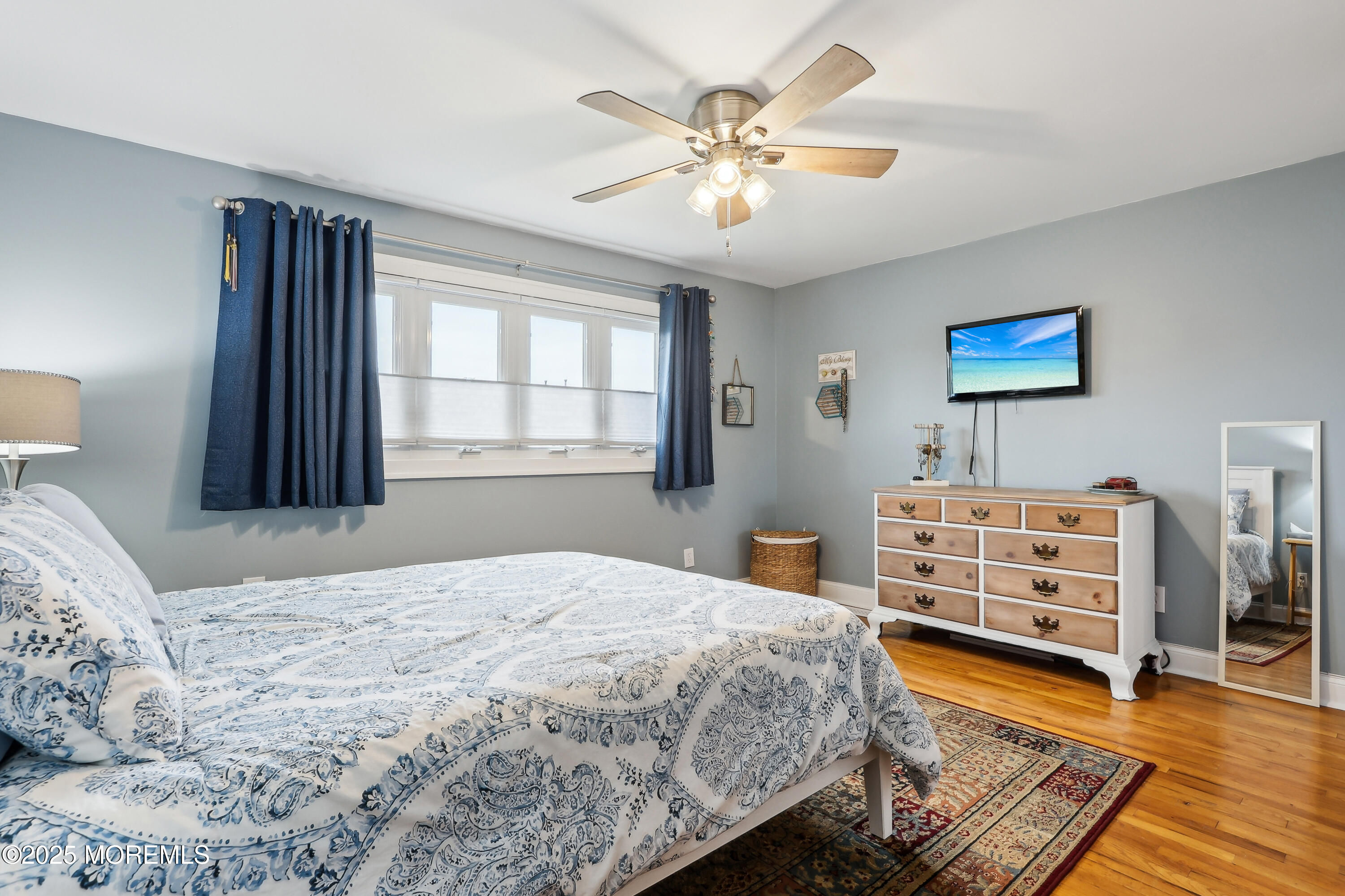 25 Meadow Avenue 30