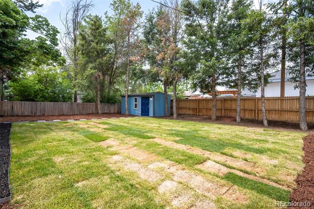 3065 S Eudora Street