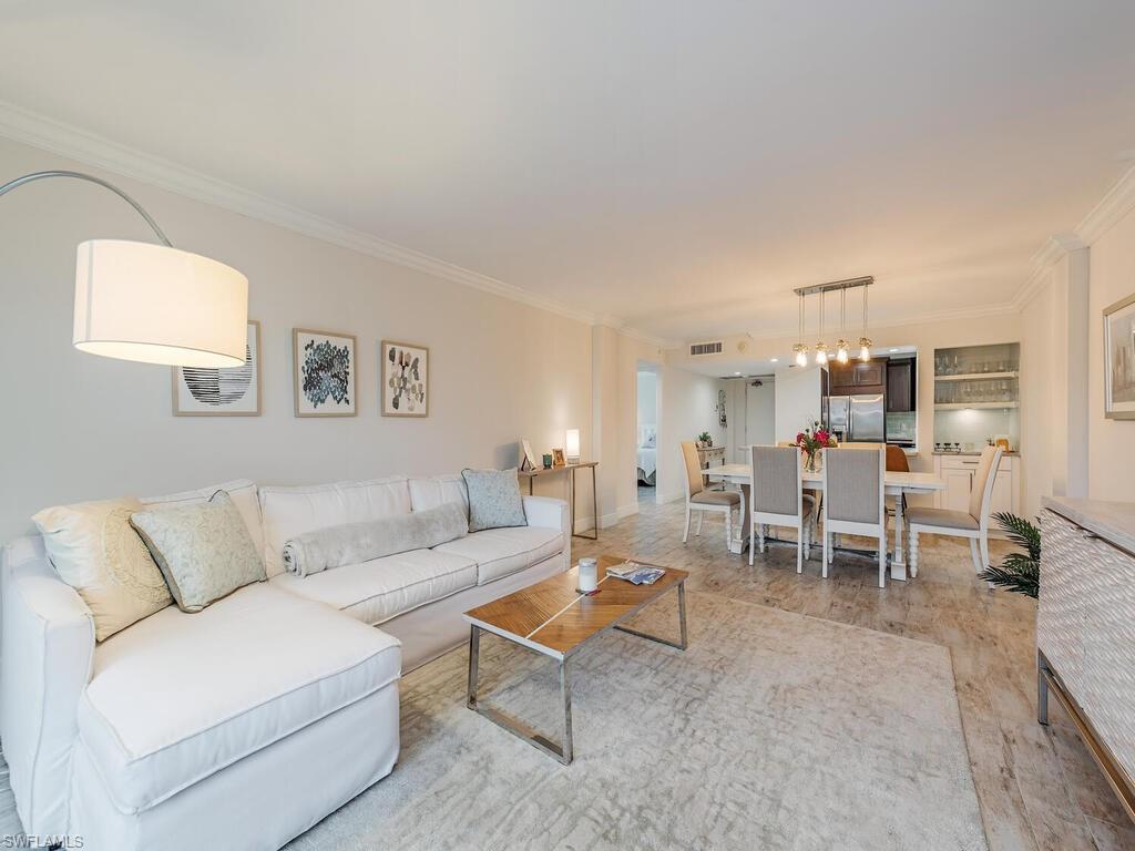 1 Bluebill AVE # 412