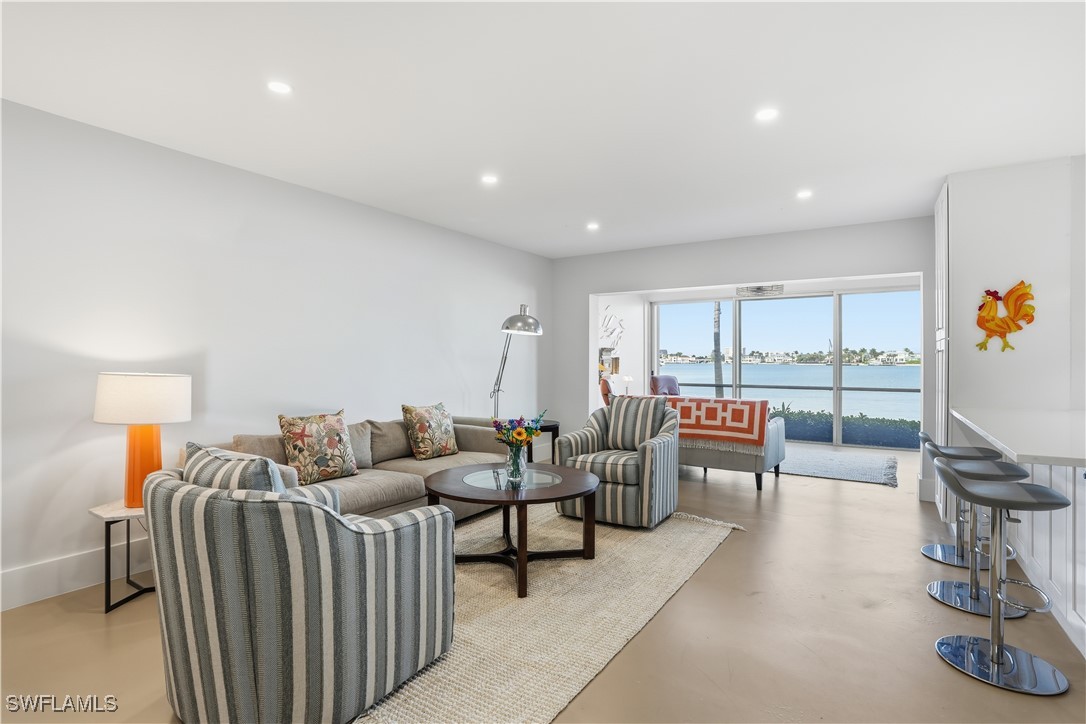 3400 Gulf Shore BLVD N O1