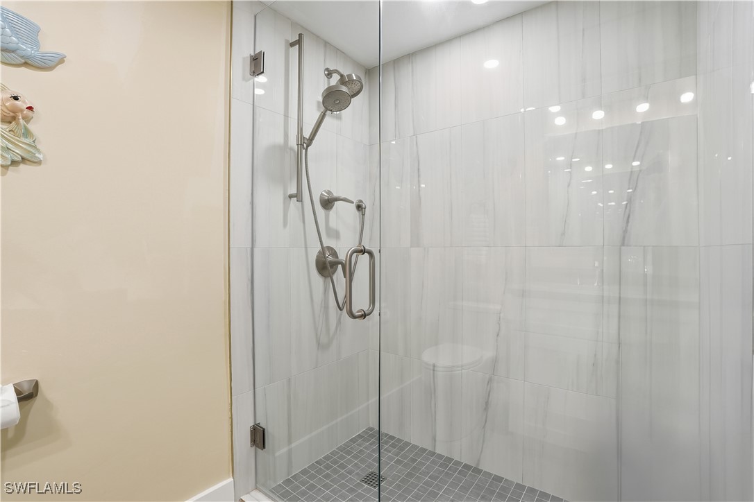 3400 Gulf Shore BLVD N O1