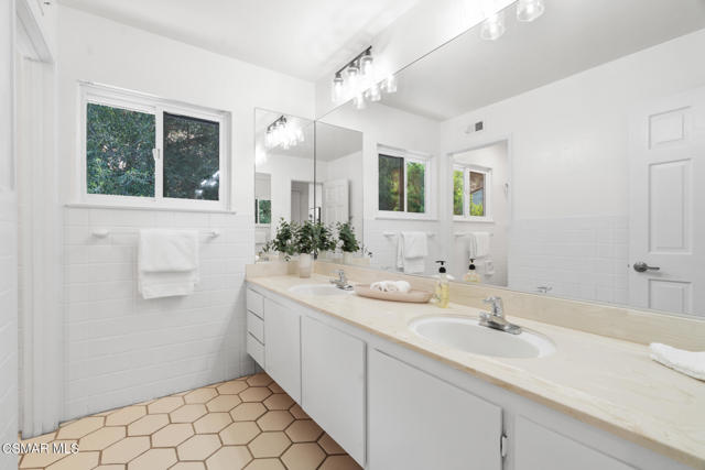 4359 Park Alisal