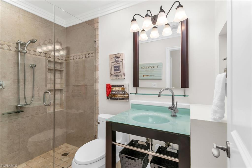 1100 Swallow AVE # A106