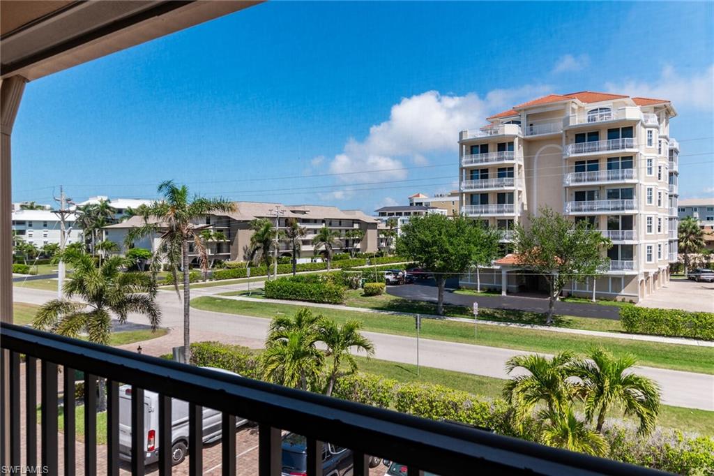 1100 Swallow AVE # A106