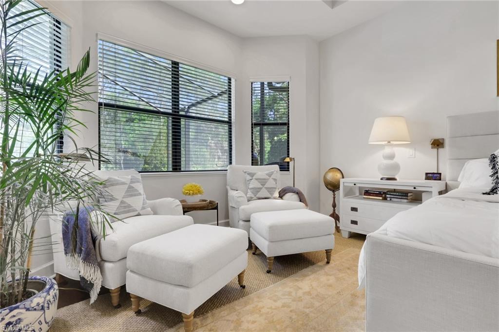 9333 Isla Bella Circle