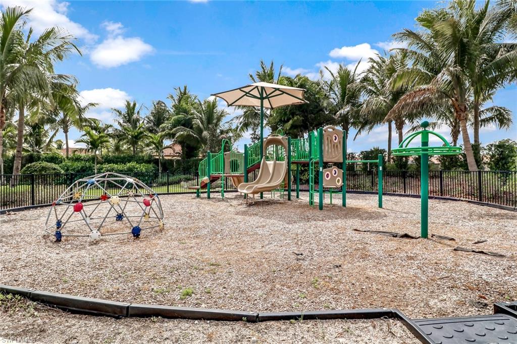 9333 Isla Bella Circle