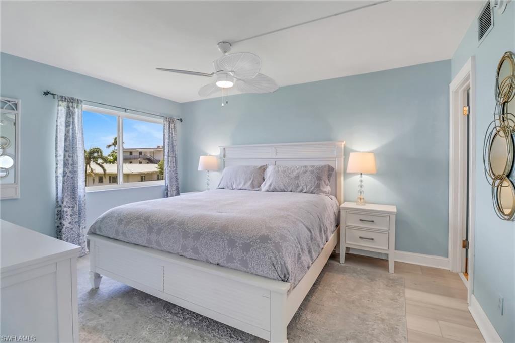 3420 Gulf Shore BLVD N # 31