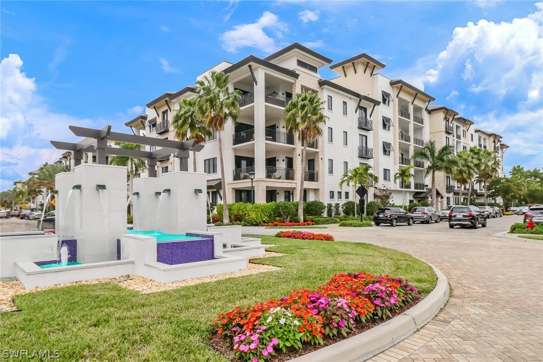 1135 3rd AVE S 403