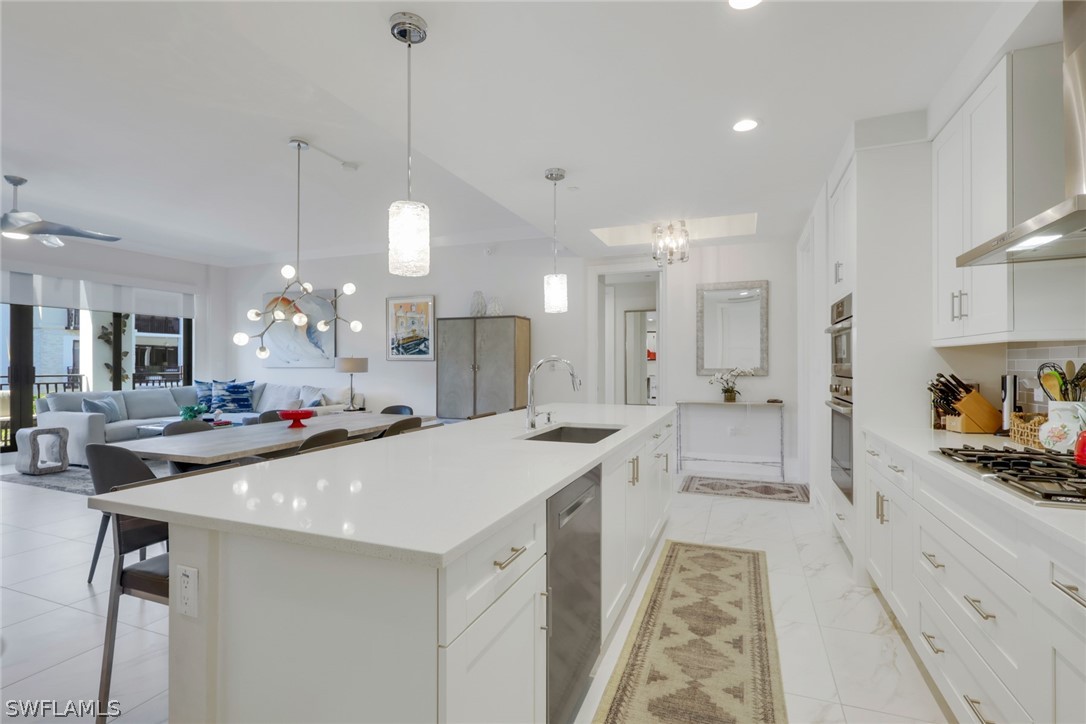 1135 3rd AVE S 403