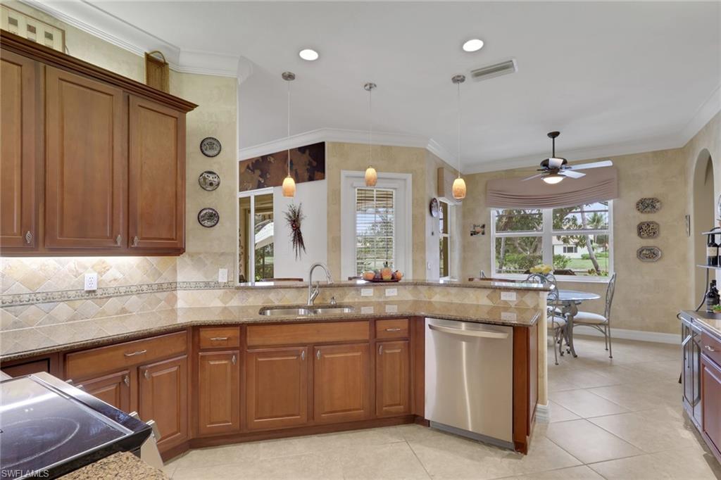 383 Cypress WAY W