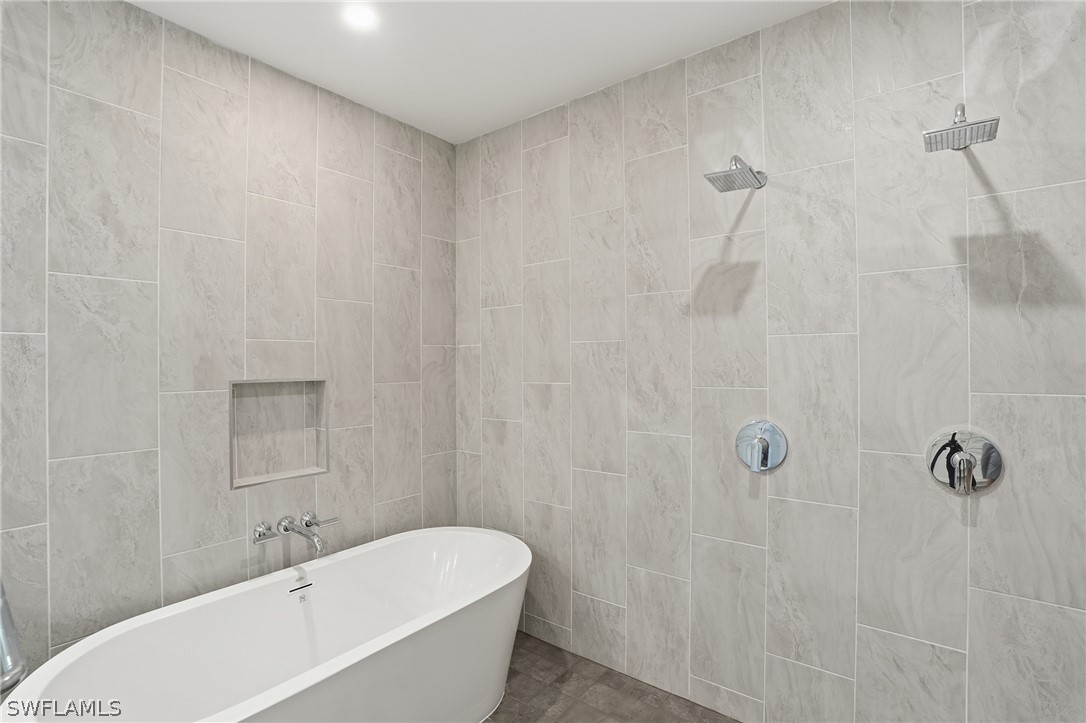 4810 Pelican Colony 403