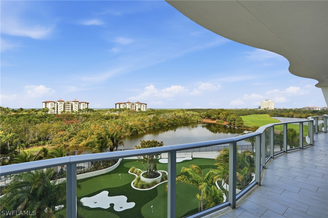 4810 Pelican Colony 403