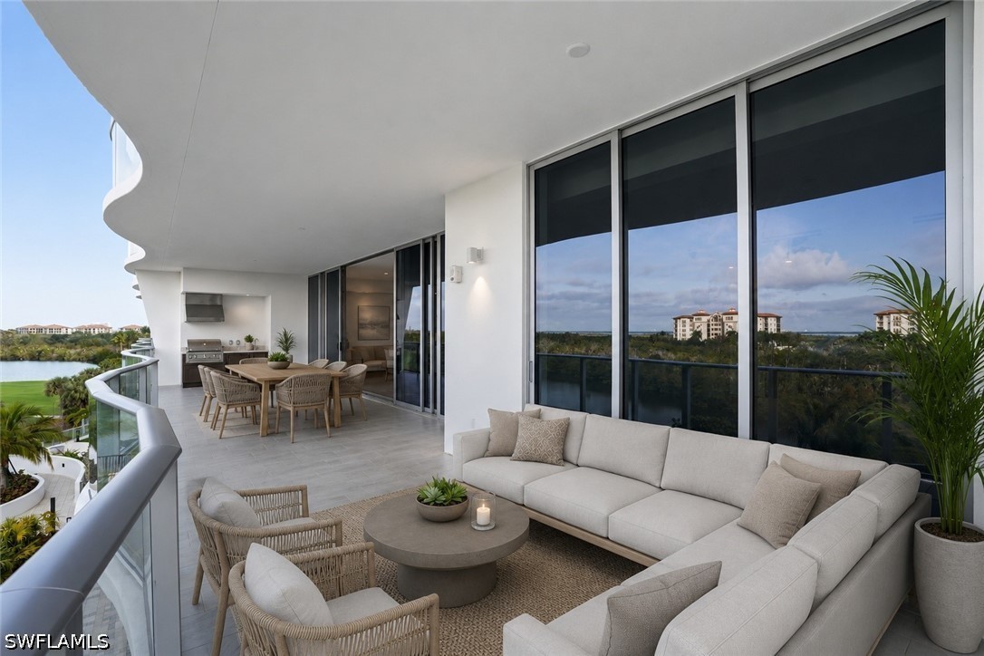 4810 Pelican Colony 403