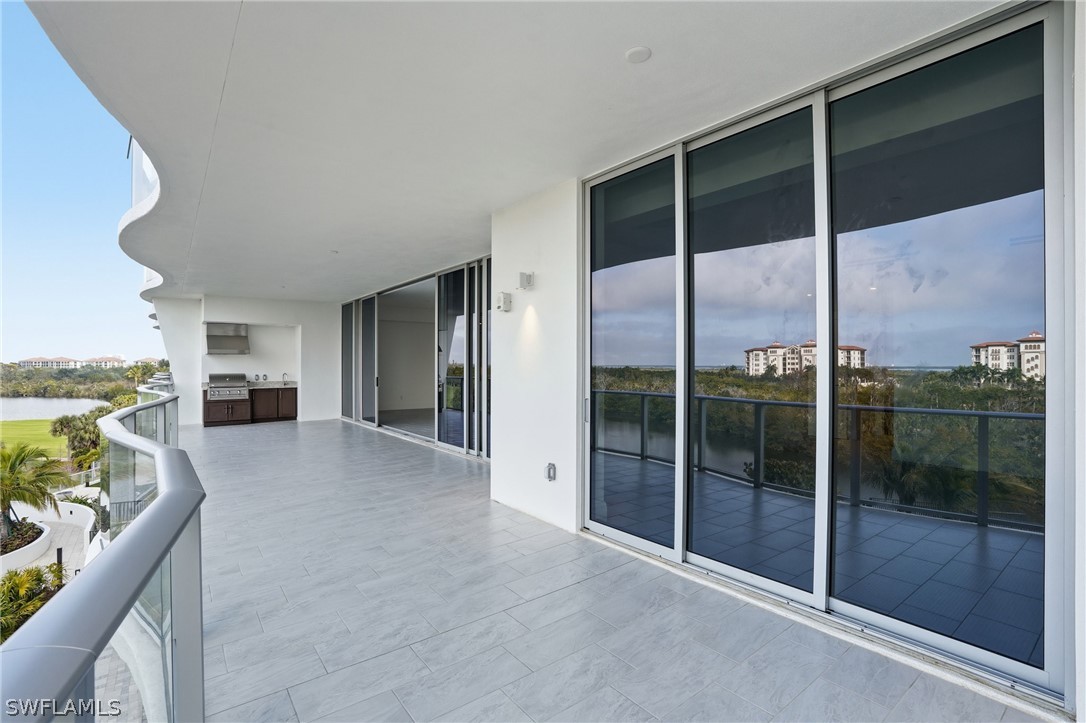 4810 Pelican Colony 403