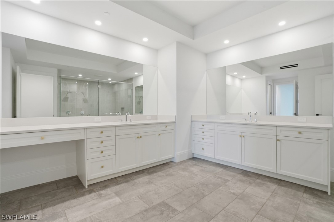 4810 Pelican Colony 903