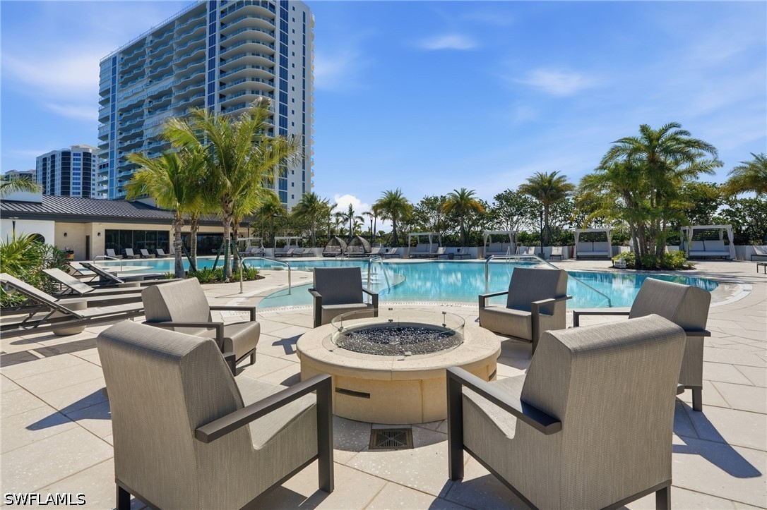 4810 Pelican Colony 903