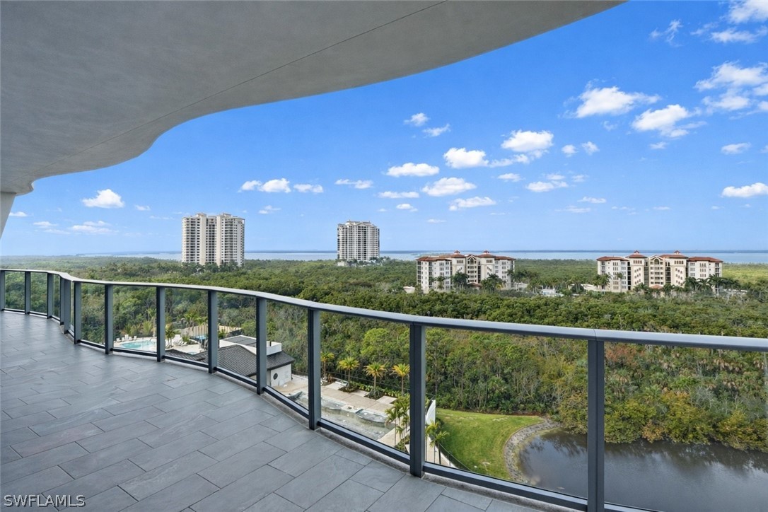 4810 Pelican Colony 903